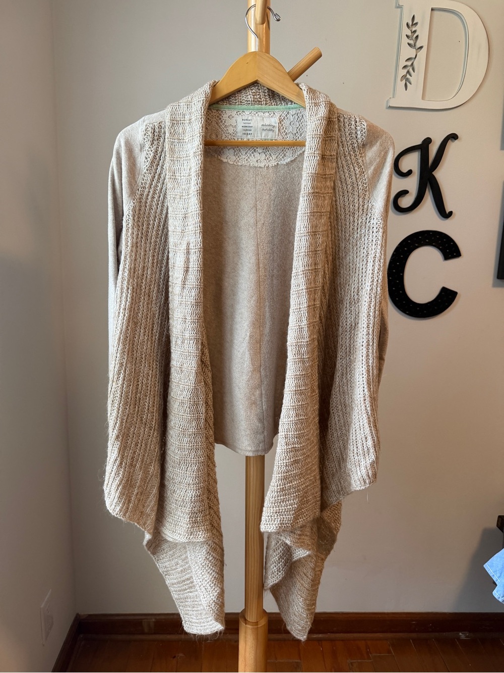 Anthropologie Saturday Sunday Waterfall Open Cardigan Beige Sweater Sz Medium